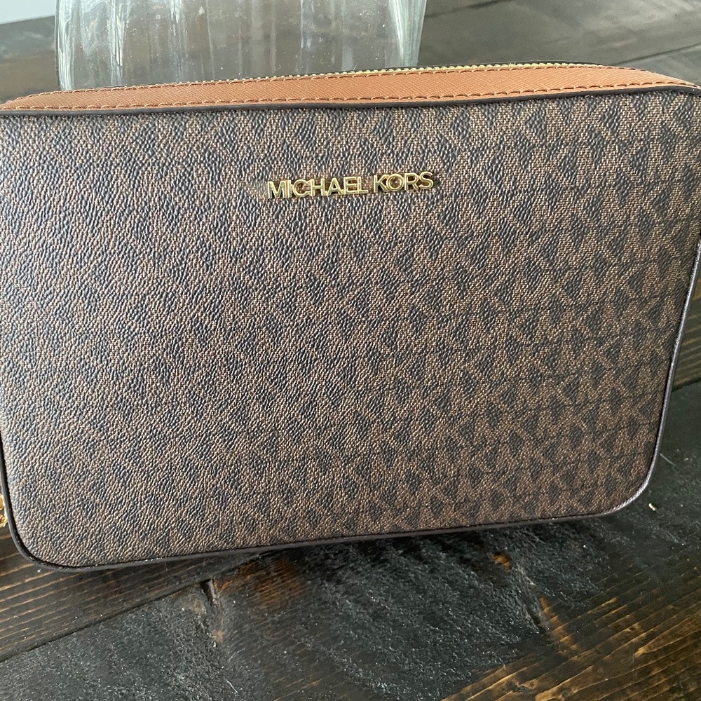 Brand new Michael Kors purse